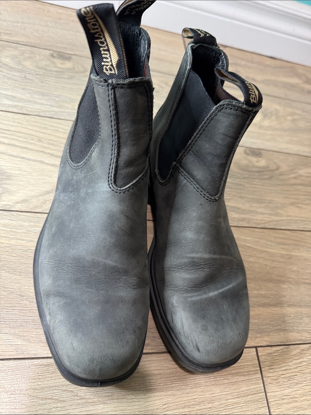 Blundstone Chelsea Chukka Boots